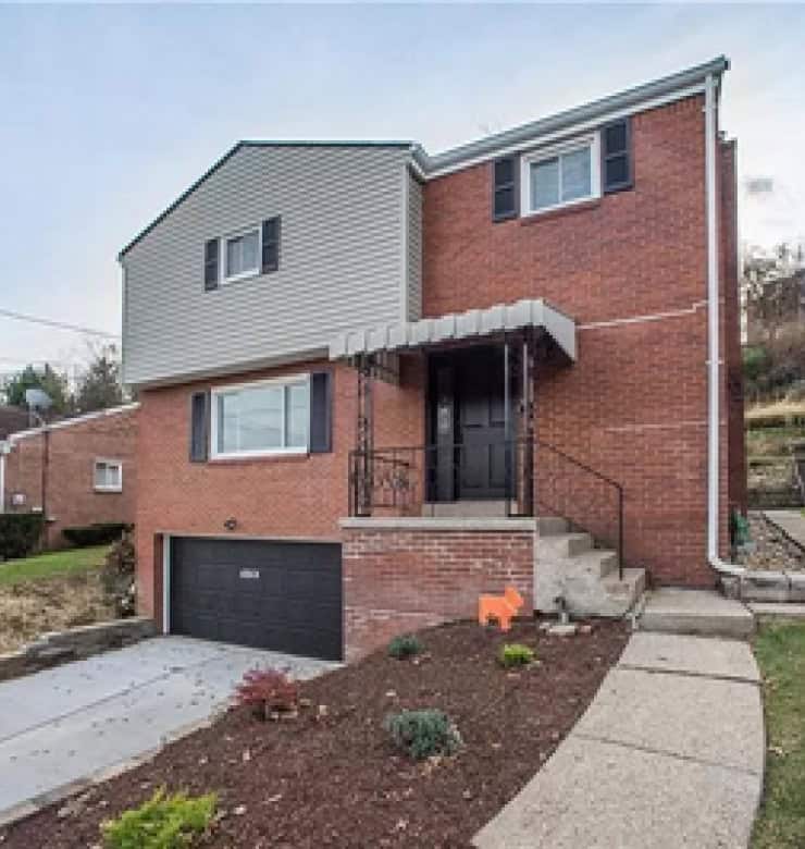 4844 Elmwood Dr Pittsburgh PA 15227 ~Renovated to the max